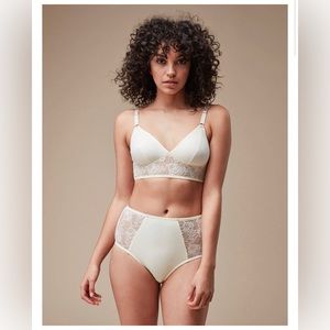 Fortnight Lingerie Mira Longline Bra in Ivory 30F